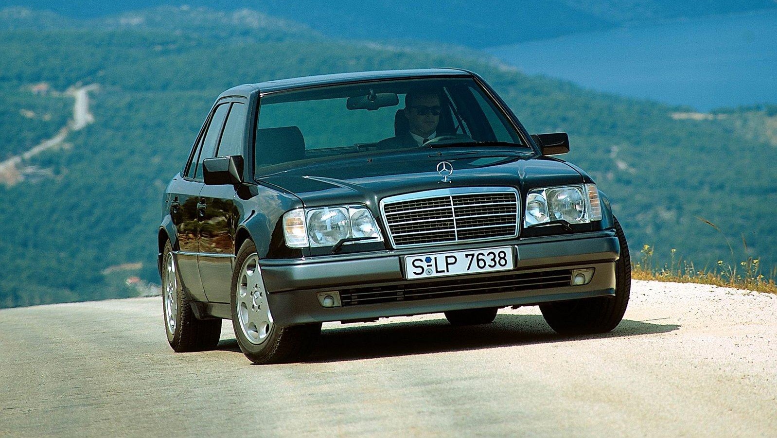 Mercedes 500 E, 25 anni di potenza Quartamarcia