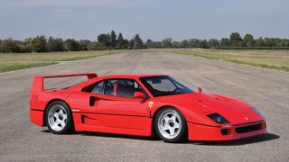 Tra le Ferrari all'asta Duemila Ruote, ci sarà anche la F40. 